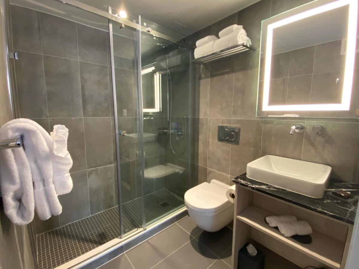 Quarto Duplo com 2 Camas de Casal - Não Fumador